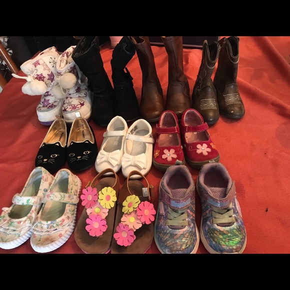 Other - Toddler Girl Size 7 Shoe Lot